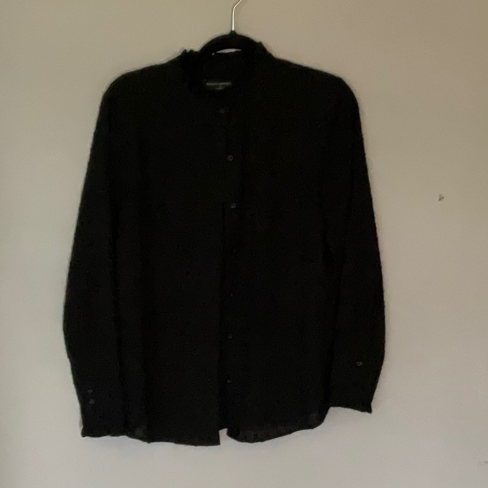 Banana Republic very nice black shirt.